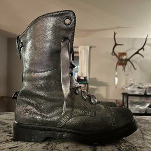 Dr Doc Martens Aimilie Pewter Metallic Women's Fold Over Combat Boots 10